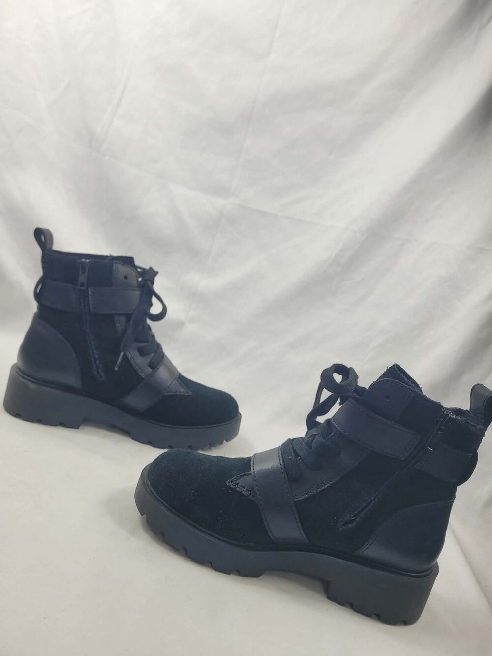 UGG Zorrah Womens Size 8 Black Suede Moto Combat Boots 1121051